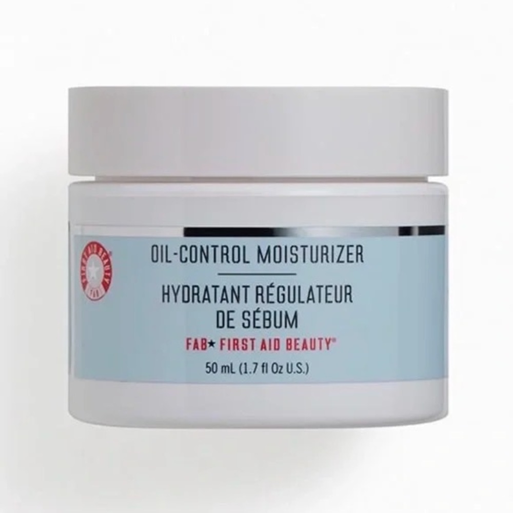 FIRST AID BEAUTY Ultra Repair Oil-Control Moisturizer Brand New Full Size NWT